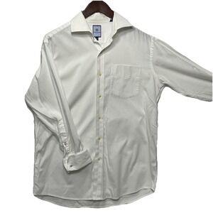Tommy Hilfiger Ithaca White Dress Shirt Men's Medium 15.5 32/33 Button Down
